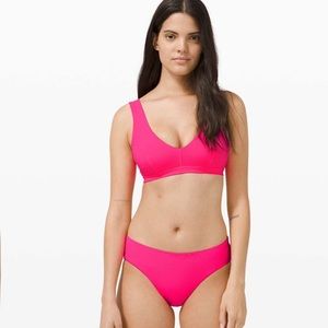 Lululemon Calm Tides Set *Seersucker Highlight Pink